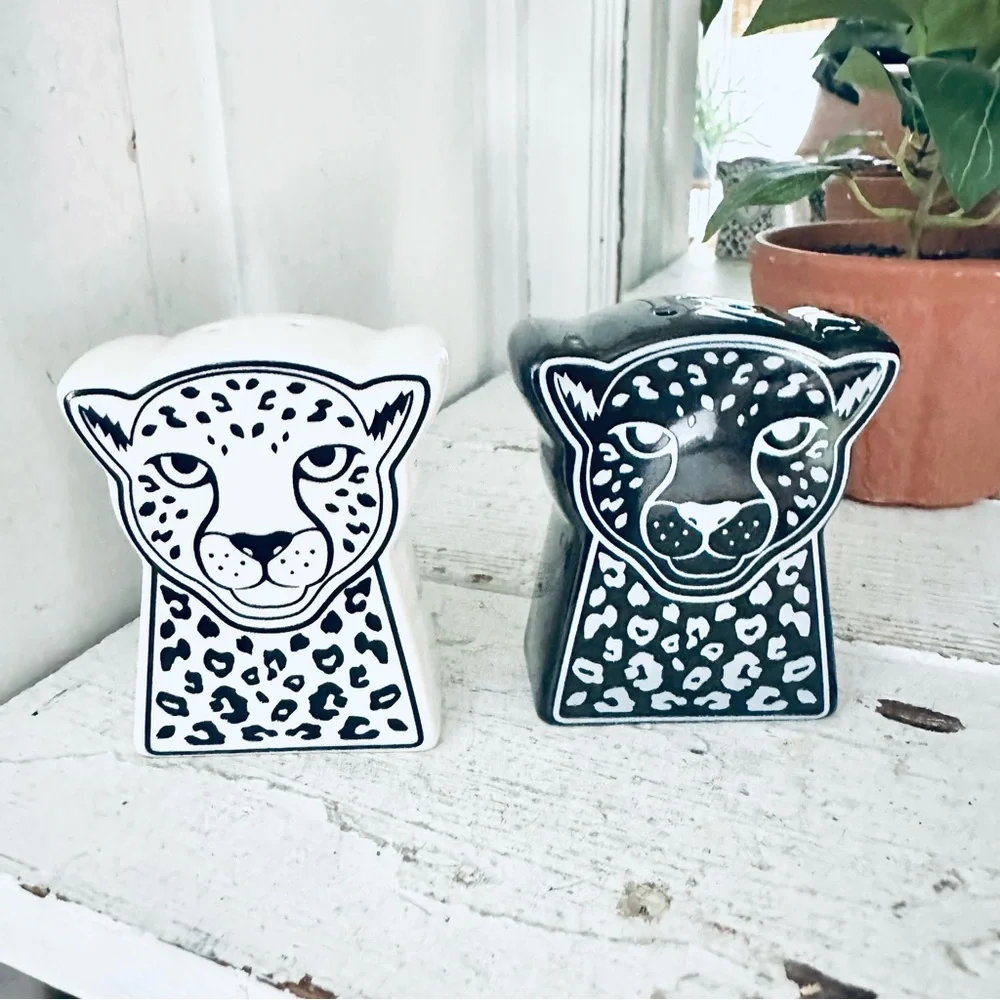 Ceramic Leopard Salt & Pepper Shakers Jaguar Cheetah NEW Jungle Bohemian B&W